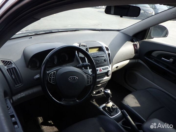 Корпус воздушного фильтра KIA CEE'D 1 2009