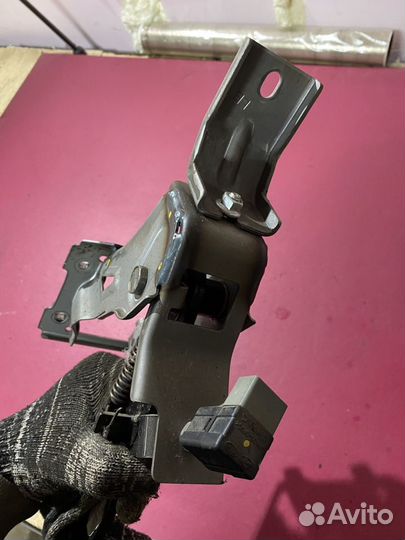 Педаль тормоза Kia Sportage 3 МКПП