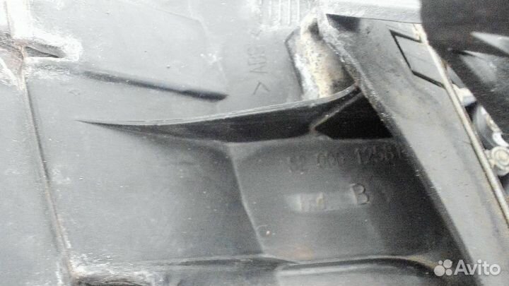 Решетка радиатора Renault Laguna 2, 2001