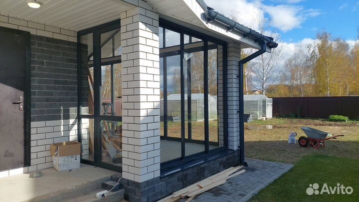 Остекление веранды балкона террасы дома