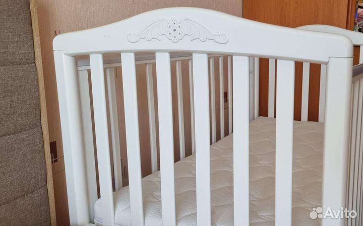 Детская кроватка Гандылян + матрац + мобиль