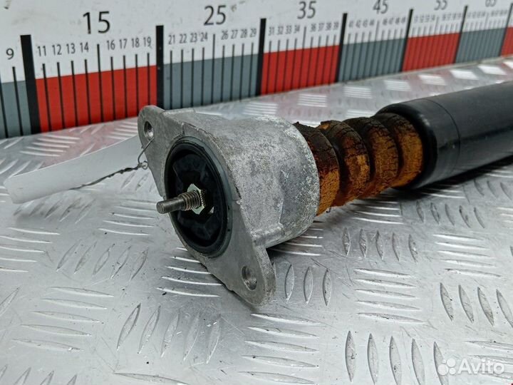 Амортизатор задний правый Ford Fiesta 5 2006