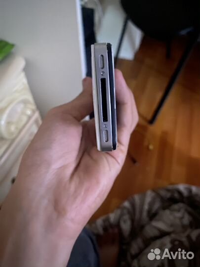 iPhone 4S, 8 ГБ