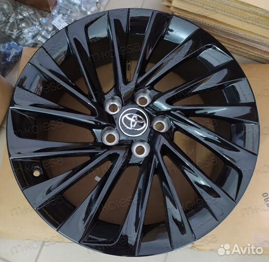 Диски lexus Toyota Camry R18