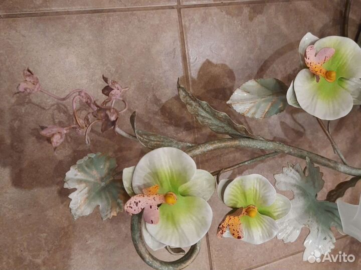 Люстра и бра