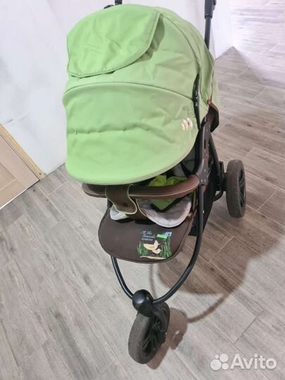 Коляска прогулочная Mobility One P587 Express