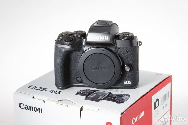 Фотоаппарат Canon eos m5