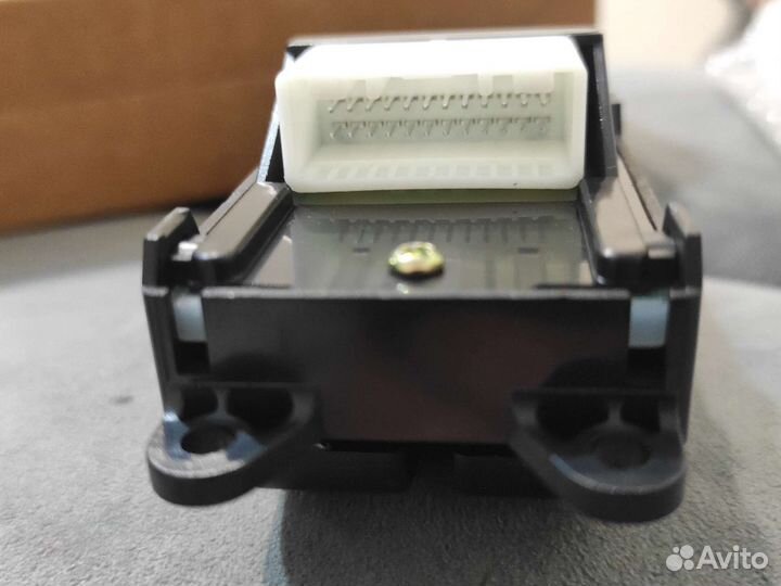 Блок управления стеклоподъемниками