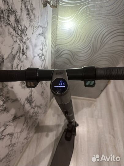 Электро самокат ninebot ES4