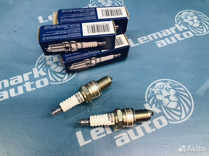 Свеча зажигания Volkswagen Passat