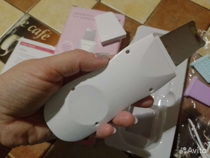 Аппарат для ультразвуковой чистки лица