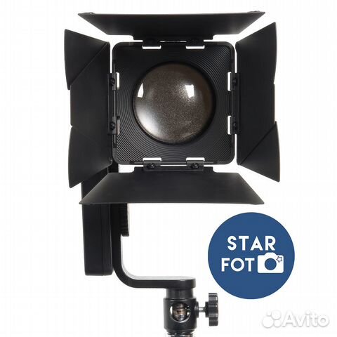 Постоянный свет Godox S30 фокусируемый