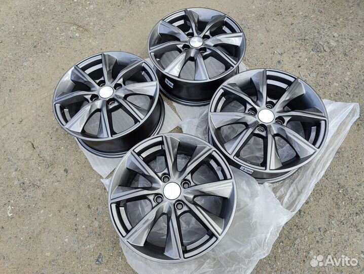 Комплект литых дисков skad 6x15 4x100 ET50 DIA60.1