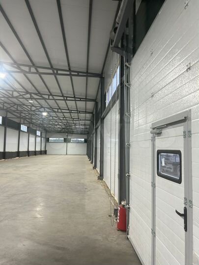 Склад, 900 м²