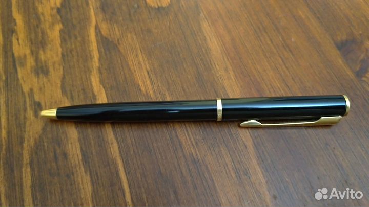Ручки шариковые Parker и Waterman