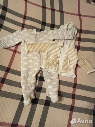Пакет одежды на мальчика 2-7 месяца
