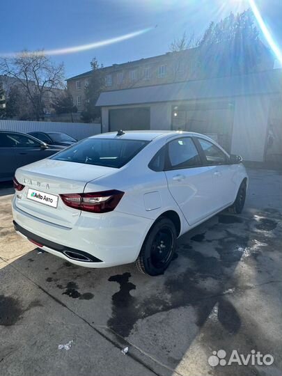 LADA Vesta 1.6 CVT, 2024, 1 300 км