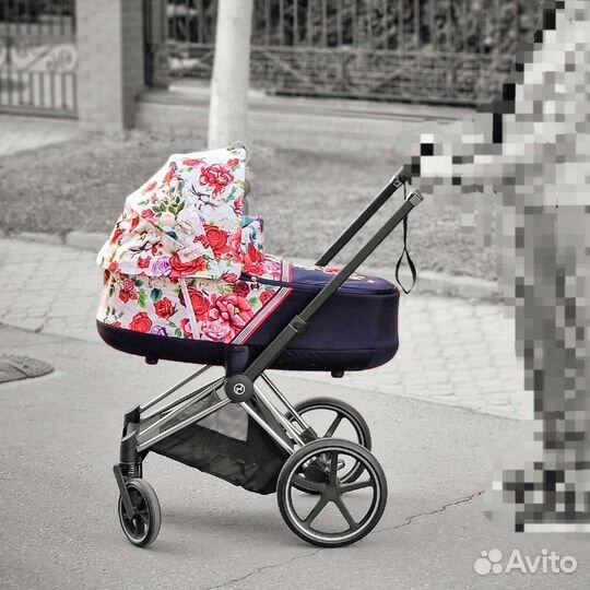 Коляска 3в1 +допы Cybex Priam Spring Blossom light