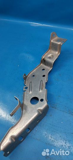 Кронштейн (сопут. товар) Skoda Yeti (2009-2017)