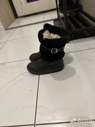 Продам унты