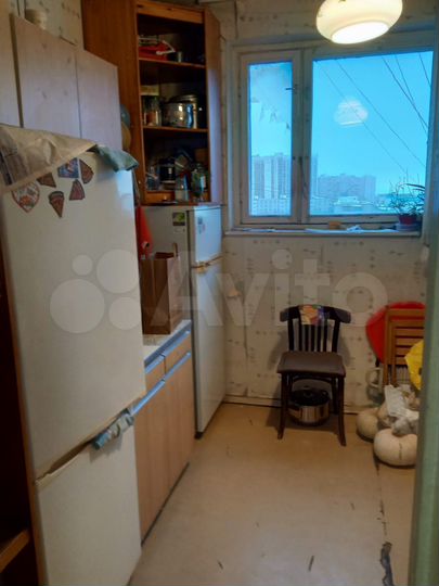 Комната 12 м² в 3-к., 11/12 эт.