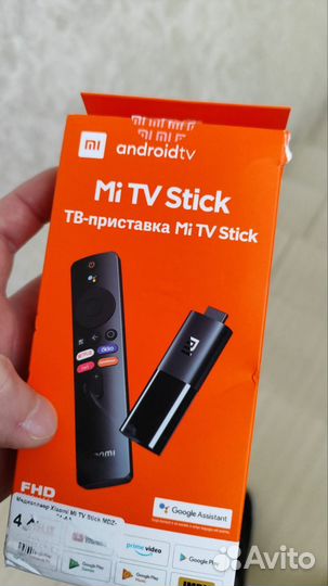 Продам тв-приставку mi tv stick full HD
