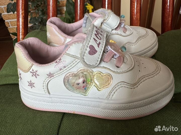 Кроссовки для девочки капитошка 23,5 для девочки