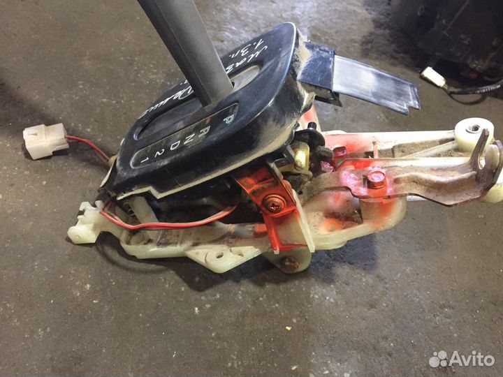 Селектор АКПП Mazda Demio 1.3л.DW3W