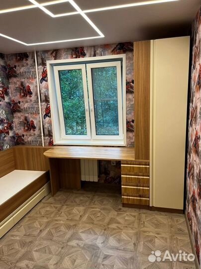 Детский письменный стол по Вашим размерам