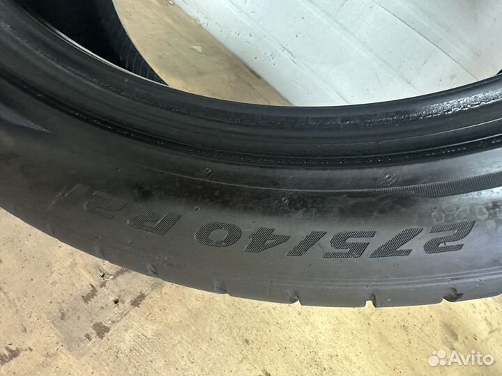 Pirelli P Zero 275/40 R21 и 315/35 R21 111Y