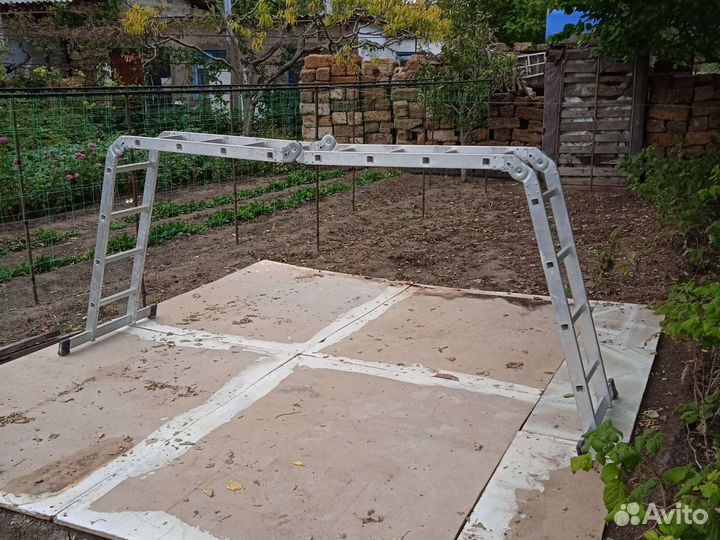 Лестницы строительные и садовые