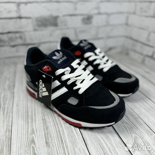 Коссовки мужские adidas zx750