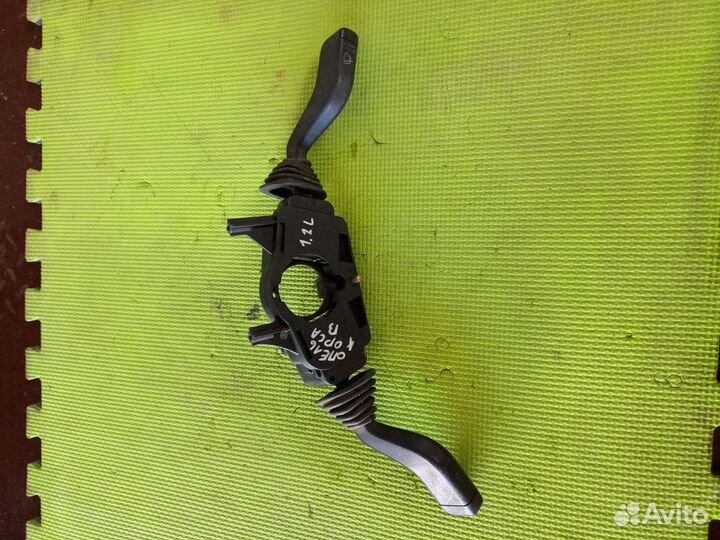 Переключатель подрулевой Oпель Корса Б