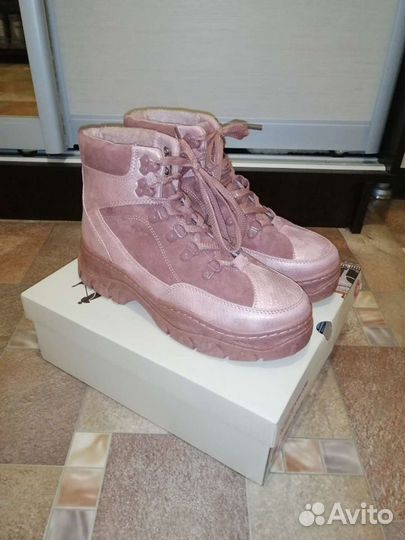 Ботинки новые