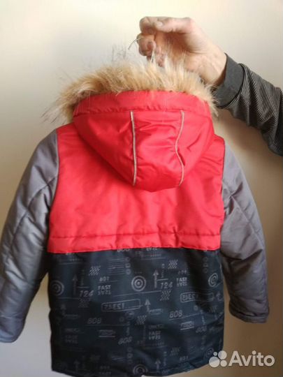 Продаётся детская зимняя куртка на мальчика