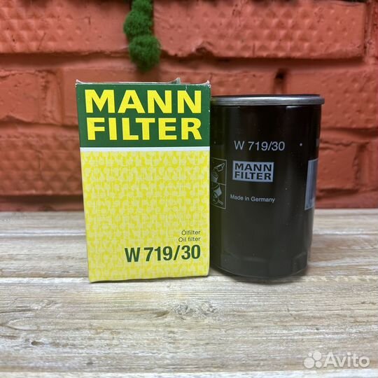 Фильтр масляный на VAG Mann W719/30