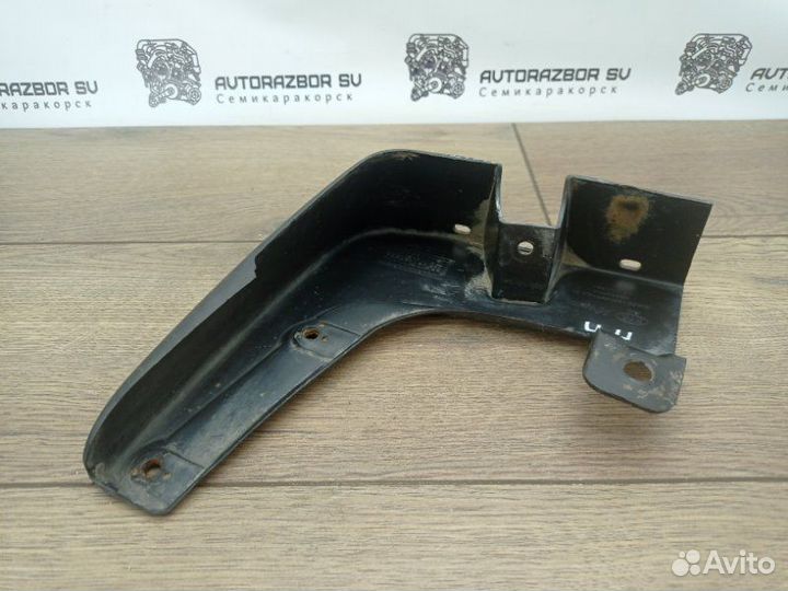 Брызговик передний правый Kia Cerato 1 седан G4FC