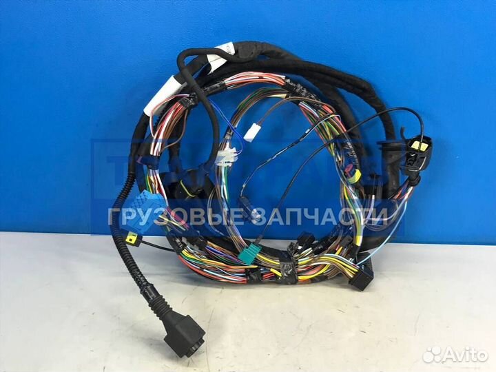 Жгут проводов управления левой дверью Ситрак C7H