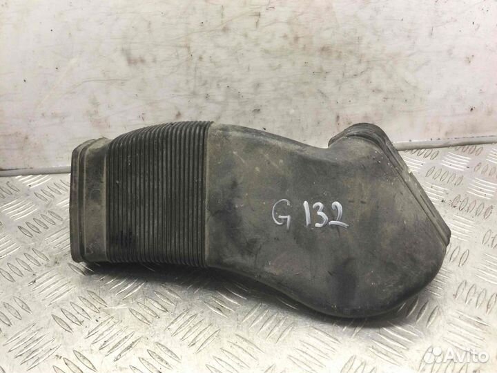 Воздухозаборник Audi A4 Ana