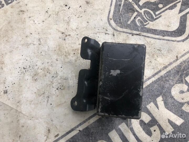 2204435 Насос подъёма кабины Scania 5