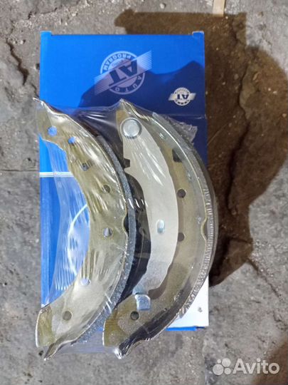 Колодки торм. бараб. зад. dacia /renault logan