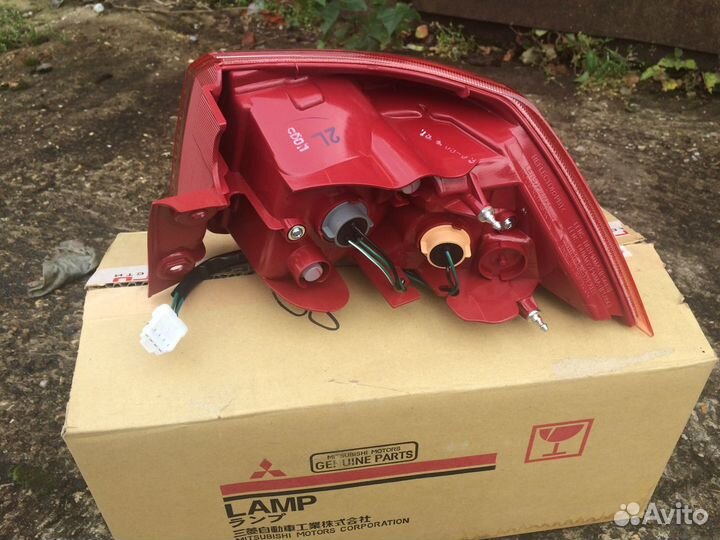 Фонарь задний 