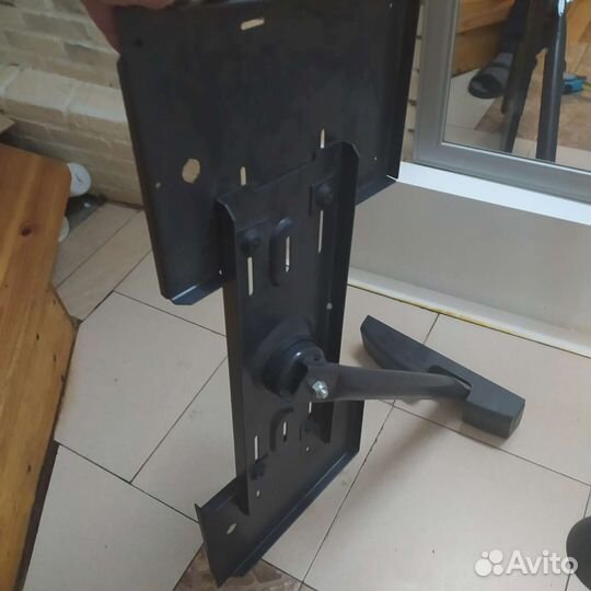 Мощный поворотный крепёж на стену, кронштейн