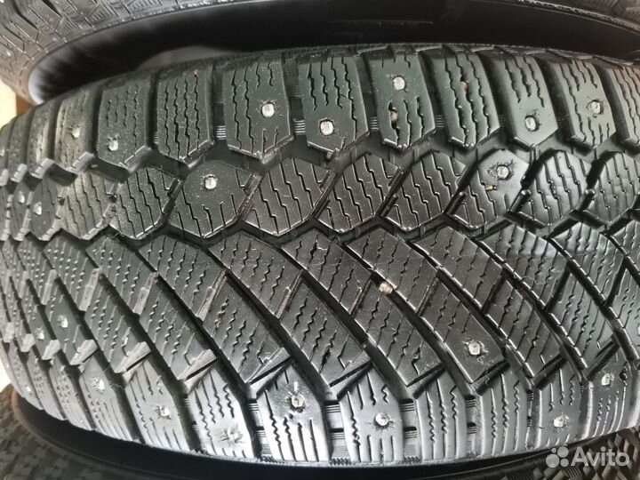 Continental Conti4x4IceContact 215/60 R17