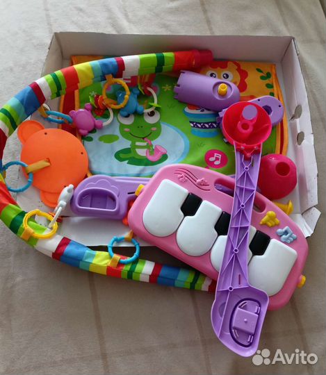 Многофункциональный развивающий коврик