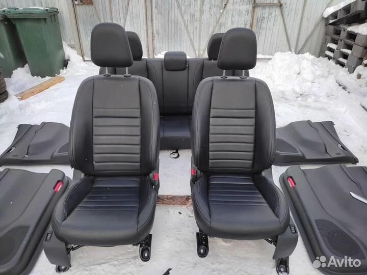 Салон w470 X-class 642.889 2019