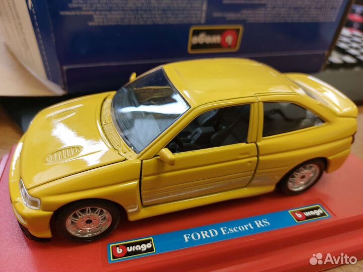 Коллекционная модель Ford Escort RS 1:24