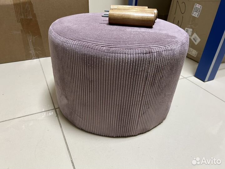 Велюровый пуф новый