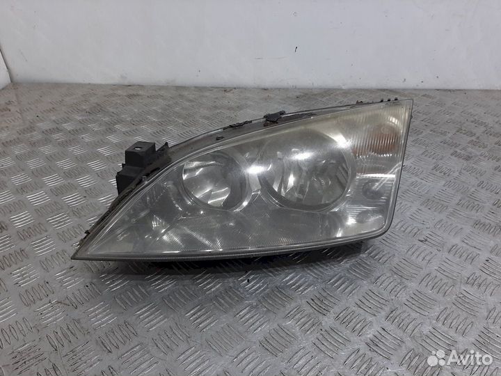 Фара Ford Mondeo 3 (2000-2007)