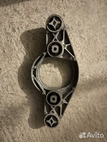 Кронштейн заднего редуктора BMW M4 F82